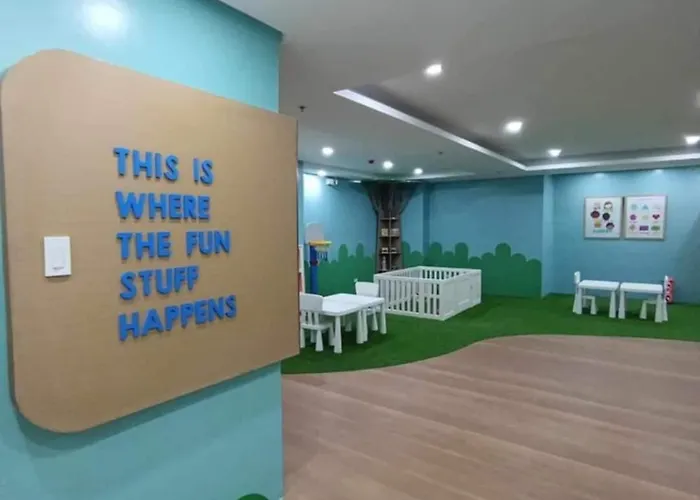 Apartment 1bedroom2603a Sunshine100tower3 70inches Tv Pool Karaoke Manila