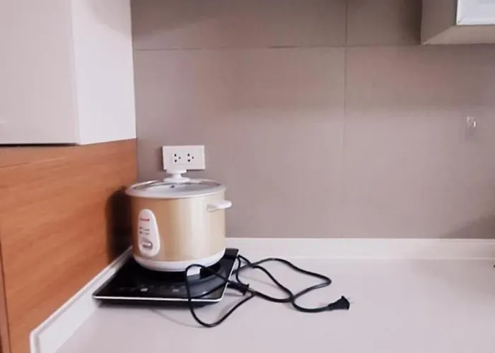 Apartment 1bedroom2603a Sunshine100tower3 70inches Tv Pool Karaoke Manila