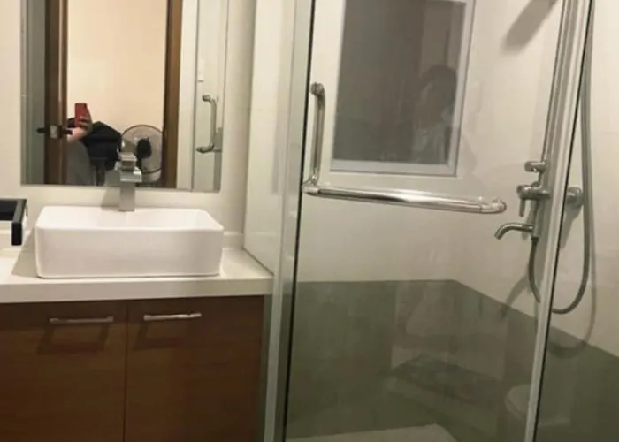 1bedroom2603a Sunshine100tower3 70inches Tv Pool Karaoke Manila